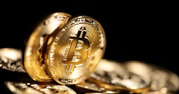 Crypto Catch: Bitcoin sees biggest drop in four weeks, falls 8%