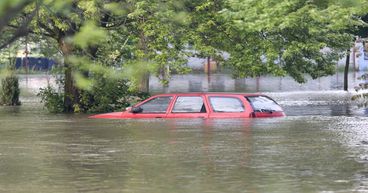 At least 9 dead as major floods hit Australia's east coast