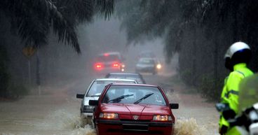 Australia ramps up flood relief operations, 10 dead