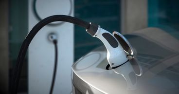 RIVN & LCID: How are these EV stocks performing amid market dip?
