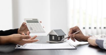 Is NZ housing market becoming buyers' market? A look at 3 property stocks