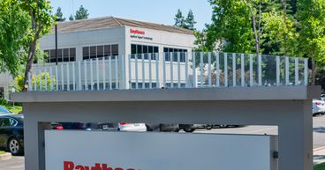 Raytheon Technologies (RTX) Q1 income soars 43% on aerospace recovery