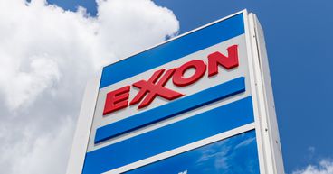 XOM & CVX: How the oil giants performed in Q1
