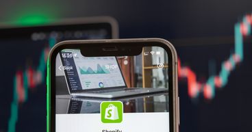 Can Shopify-Affirm exclusive deal save sinking SHOP stock?