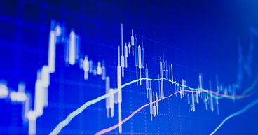 US indices close mixed despite energy rally; SAVE, CVX surge