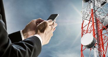 Canada bans Huawei & ZTE from 5G networks: 5 TSX telecom stocks to buy