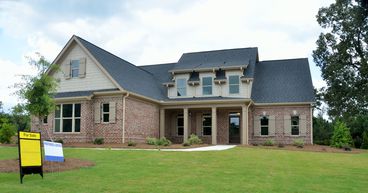 US home sales drop for 3rd straight month, mortgage rates rise sharply