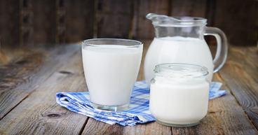 Fonterra (ASX:FSF) sets milk prices for FY23; shares gain
