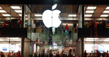 AAPL to ADBE: Should you consider these 5 tech stocks amid inflation?