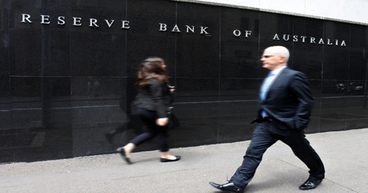 CBA, NAB, WBC, MQG: ASX banking stocks end lower ahead of RBA rate decision