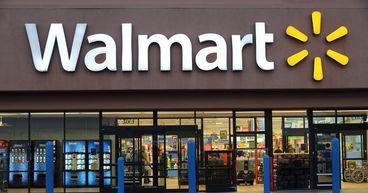 US retailers rush to slash prices to downsize inventory