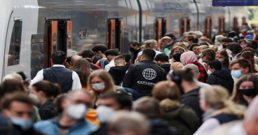 Germany bets on cheap tickets to help transport sector meet CO2 targets