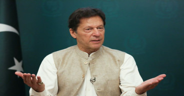 Cricket-Imran, Sharif shower praise on 'brave' Pakistan after World Cup heartbreak