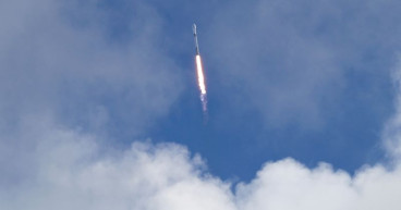 SpaceX in talks to raise nearly $1 billion at $150 billion valuation -sources