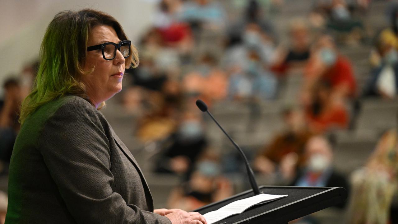 NSW Greens push teacher pay rise at poll