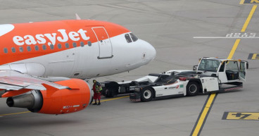 UK airline easyJet says holiday demand holding up