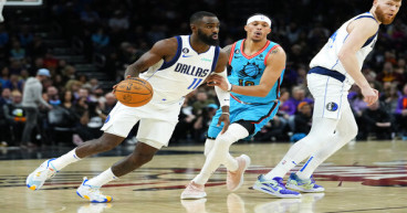 Dinwiddie scores 36, Mavs top Suns 99-95 after Doncic hurt