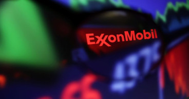Exxon smashes Western oil majors' earnings record with $59 billion profit