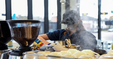 U.S. service sector rebounds in January - ISM survey