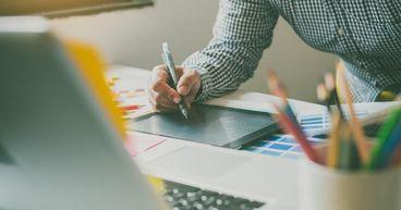 Is Thomson Reuters Losing Momentum In The Information Services Sector?