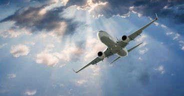 Flight Centre (ASX:FLT) Share Momentum in 2025 | ASX 200 Travel Sector Update