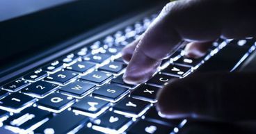 A Look at IT Stocks - Dicker Data and Splitit Payments