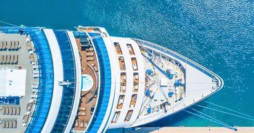 MarineMax (NYSE:HZO) NYSE Composite Today Market Presence