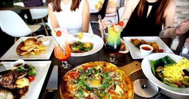 2 Fast Food Stocks To Look At For Growth - DMP and CKF