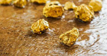 Gold Prices Dip Amid Optimism Around US-China Trade Talks