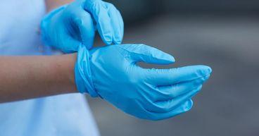 Why Did Edwards Lifesciences (NYSE:EW) Surge After Earnings Report?