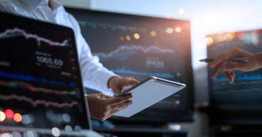 Australian market basks in green, IT and energy lead gains