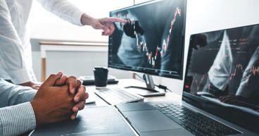  Pediatrix Medical Group (MD) Shows Strong Performance, Analysts React Positively 