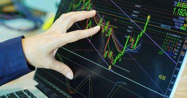 Pound Pressure Deepens as UK Markets Face Political Shock