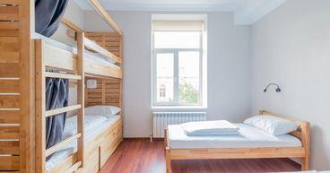 Student Housing Concerns Deepen for (LSE:UTG)