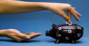 Should you watch these 3 Canadian stocks under C$ 1 this season?