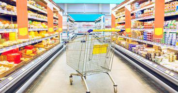Exploring 2 retail stocks close on the heels of earnings: WMT and HD