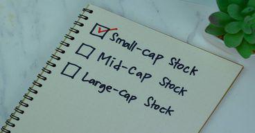 Should you watch these 2 TSX small-cap stocks in 2023?