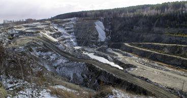 How are these 3 ASX graphite shares faring today?