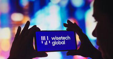 WiseTech (ASX:WTC) lifts final dividend by 66%, how are shares reacting?