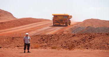 What’s happening with Fortescue (ASX:FMG) shares lately?