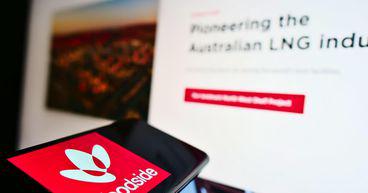 Here’s how much oil Woodside (ASX:WDS) is likely to produce in FY2023