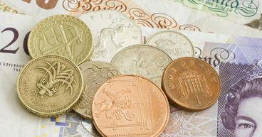 Banking stocks to eye as lenders offer up to £175 to lure new customers