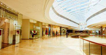 FTSE 100 retail stocks as shopper footfall dips: Kalkine Media explores