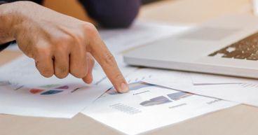 IP Group (LON:IPO) Surpasses 200-Day Moving Average Amid Strong Market Activity