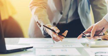 Is Vishay Intertechnology’s Recent Stock Performance Reflecting Broader Industry Trends?