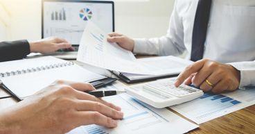 Why Did Saga (LON:SAGA) Shares Move Above the Fifty-Day Moving Average?