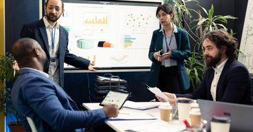 What Could Be Behind the Increase in Small Business Optimism Amid Economic Uncertainty?