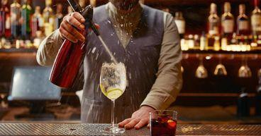 A Closer Look at Fevertree Drinks (LON:FEVR) and Its Struggles
