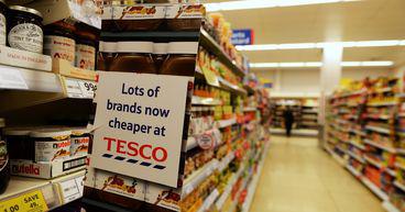 Tesco Plc (LON:TSCO) operating profit drop amid cost-of-living crisis