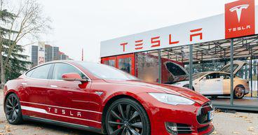 Tesla's 3-for-1 stock split plans to BTC sale: What must investors know